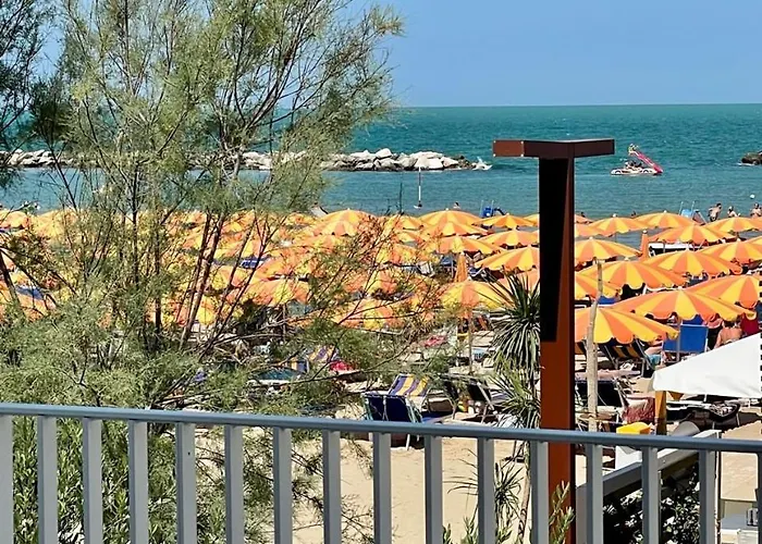 Le Agavi Luxory Surfhouse * بيلاريا-إيجيا مارينا